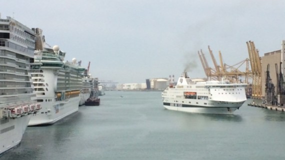 Arribada creuers al Port de Barcelona