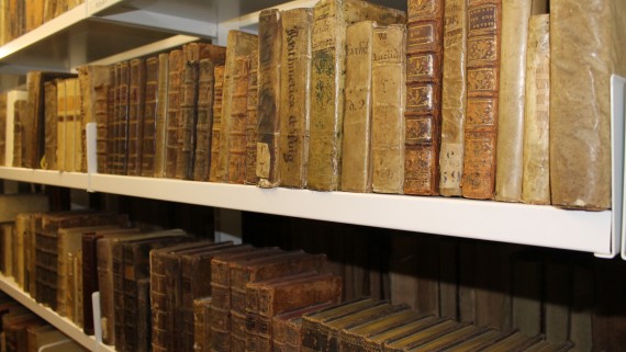 Fins a 3,7 milions de documents són conservats a l’edifici de l’antic Hospital de la Santa Creu