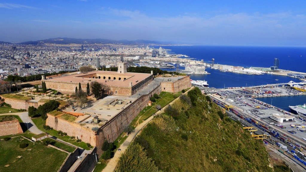 Resultado de imagen de castillo de montjuic