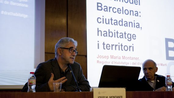 El regidor d'Habitatge a la conferència de Tribuna COAC.