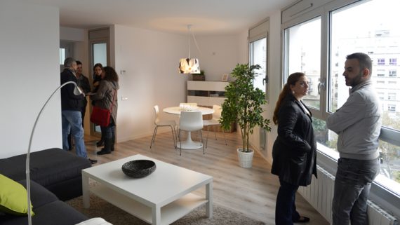 Visita en un habitatge del parc públic