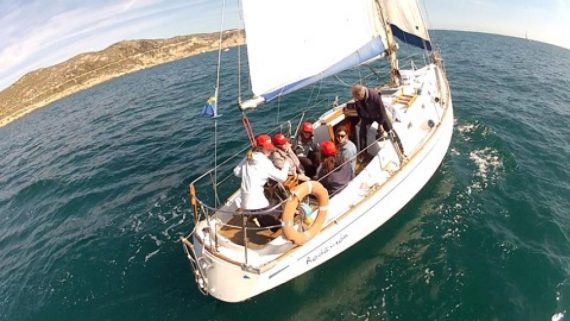 xF9000903_-el-projecte-de-vela-inclusiva-del-cn-garraf-es-convertira-en-un-capitol-del-programa-de-tv3-capacitats-