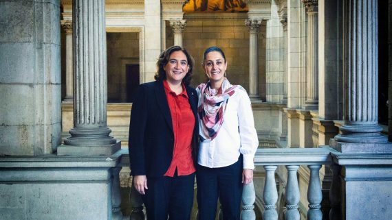 Ada Colau i Claudia Sheinbaum a l'Ajuntament de Barcelona