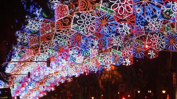 Barcelona. Encesa dels llums del Nadal, Diagonal.