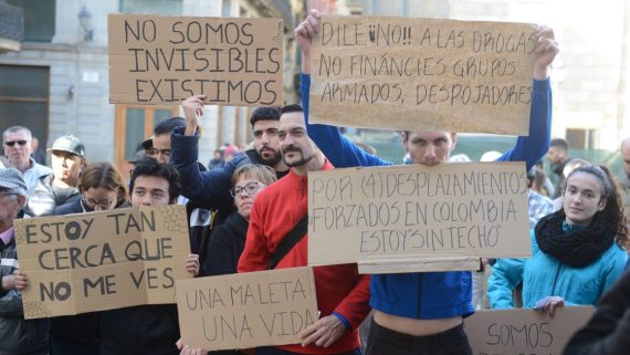 Acció de la XAPSLL (Xarxa d'Atenció a Persones Sense Llar) pel dia mundial del sensellarisme 2019