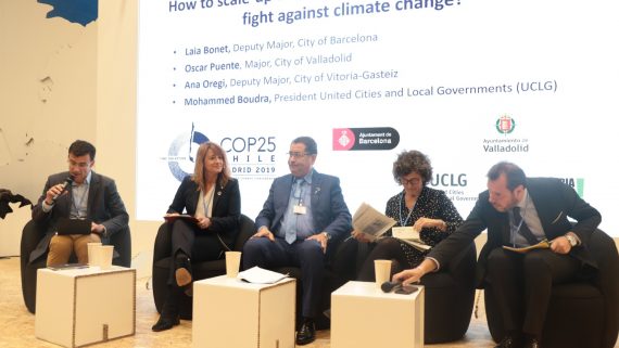 Laia Bonet a una sessió de la COP25.