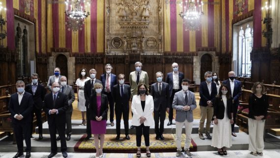 Reunión del patronato de Mobile World Capital Barcelona en el Ayuntamiento