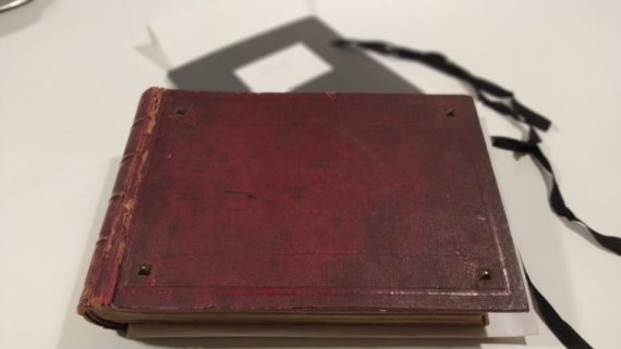 Llibre de dissenys de Josep Sunyer Parera (1850-1919). Confraria de Sant Eloi dels Angenters Vol. 23 (5D131-23). imatge volum