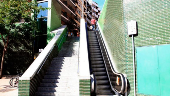 Escala mecànica i escala convencional.