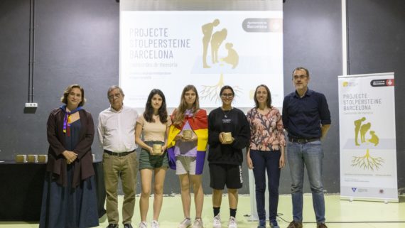 entrega llambordes stolpersteine