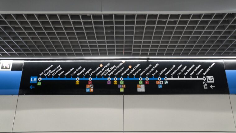 La línia 5 de metro torna a la normalitat després de les obres de renovació