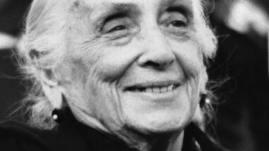 Retrat de Dolores Ibárruri, &quot;La Passionària&quot;.