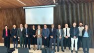 Foto de grup durant la presentació de l'espai al seu interior.