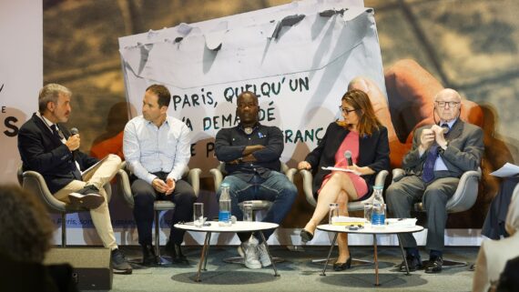 Jaume Collboni takes part in the meeting “Refugees: solidarity and responsibility. Global trends and local challenges”