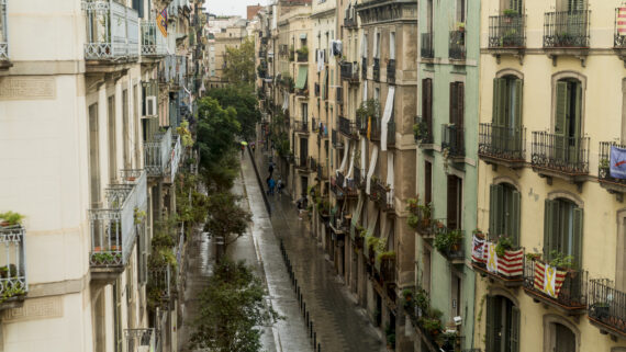 Vistas de la calle de la Princesa desde un balcón