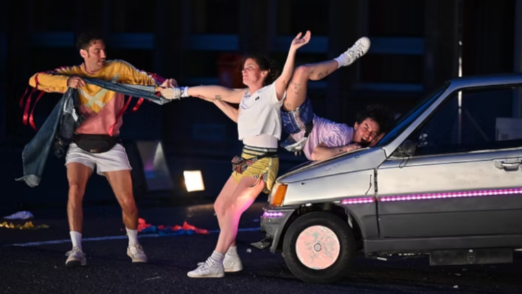 Imatge promocional de l'espectacle de circ "Heavy motors"