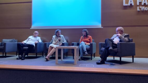 Mercè Mas Quintana presentant la Carta oberta de drets i deures de les persones grans a la Jornada Firagran 2025