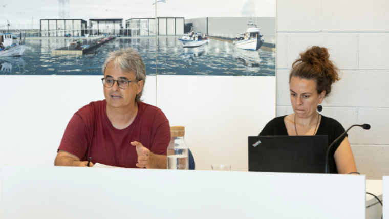 Barcelona impulsa la reducció del plàstic en la venda de peix i marisc