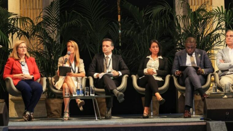 Cimera ‘De París a Belem: 10 anys d’acció climàtica global’.