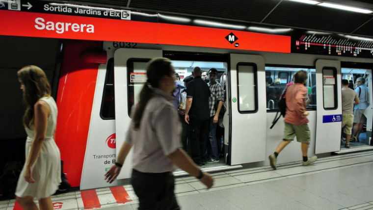 Barcelona amplia la seva flota de metro amb 39 nous trens