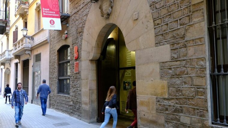 Biblioteca Francesca Bonemaison