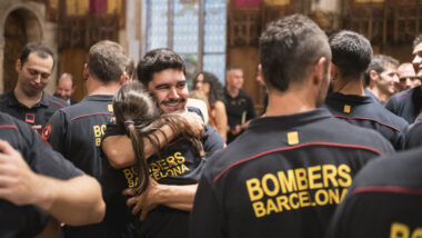 Acte de benvinguda a 60 nous bombers i bomberes