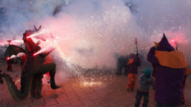 Correfoc a la Festa Major de Nou Barris