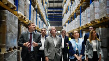 L&#039;alcalde visita el magatzem d&#039;UNRWA a Amman. Autora: Laura Guerrero.