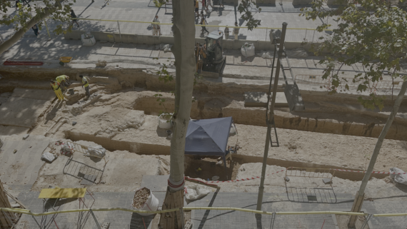 https://media-edg.barcelona.cat/wp-content/uploads/2025/09/09104051/Muralla-Medieval-Arqueologia-570x321.png