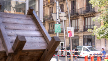 Sensors col·locats a l&#039;àrea de joc de la Plaça Sant Miquel. Autora: Júlia Arnau.