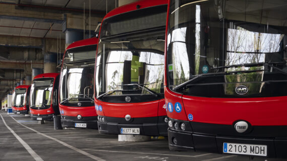 Autobusos de zero emissions a una cotxera