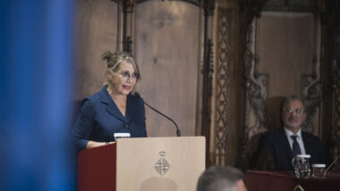Emma Vilarasau durant la lectura del pregó de La Mercè 2025.