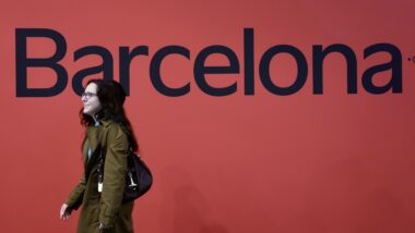 Cartell de la nova imatge gràfica de la ciutat.