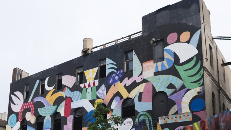 Pintura mural de la paret de la nau La Escocesa. Autor: Josbel A. Tinoco