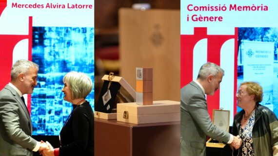 L'alcalde de Barcelona, Jaume Collboni, entrega la Medalla d'Honor de Barcelona a la Comissió Memòria i Gènere de Sant Martí i a Mercedes Alvira