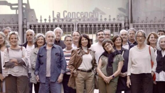 Membres de l'Associació de Veïns i Veïnes de la Dreta de l'Eixample