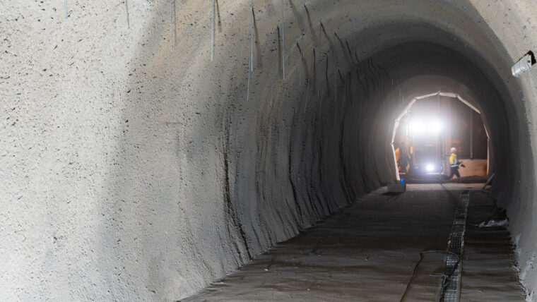 Treball de les tres noves galeries d'evacuació del Túnel de la Rovira