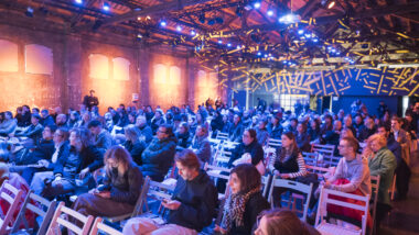 Presentació Casa de la Creació Digital en Català