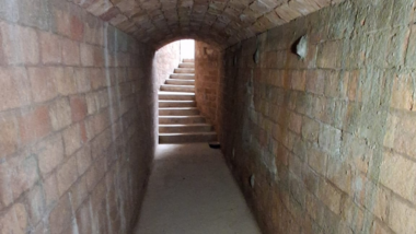 Galeria amb l&#039;entrada al fons.