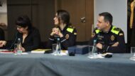 GUB a Sarajevo en jornades tècniques, ostcap de la Unitat d’Investigació, Gemma Alfonso Martin; caporal Ivan Sánchez de l’Oficina d’educació en la prevenció;