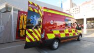 Cos de Bombers rep la 1ª Ambulància de Suport Vital Avançat 100% elèctrica