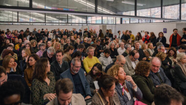 Públic assistent a la presentació de la programació de Barcelona 2026 Capital Mundial de l'Arquitectura. Autora: Cristina Salarich.
